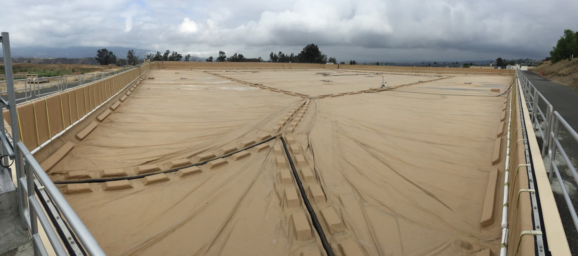 Installing a 600,000 SF Biogas Cover for Hawaiian Electric Company
